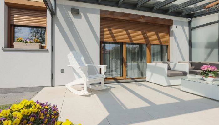 Фото На двери Рольставни